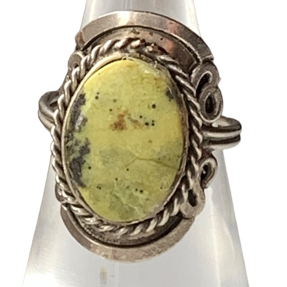 Sterling Silver Serpentine Natural Stone Yellow Green Woman’s Ring Jewelry - Picture 2 of 8